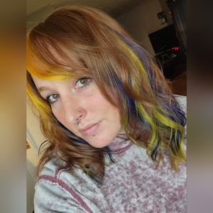 Meet your Posher, Rebecca